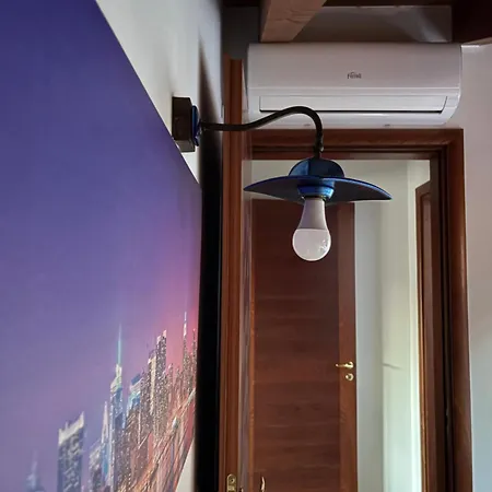 Skyline Apartment *